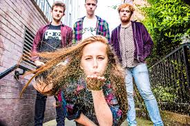 THE ELEPHANT TREES GET US 'HOOKED' ON NEW SINGLE – R o c k 'N' L o a d